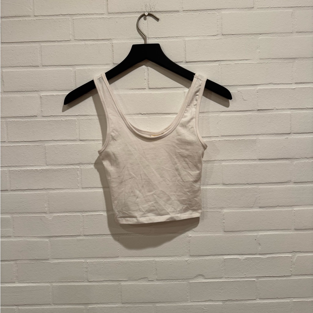 La Hearts Cream Crop Tank Top Fitted Style